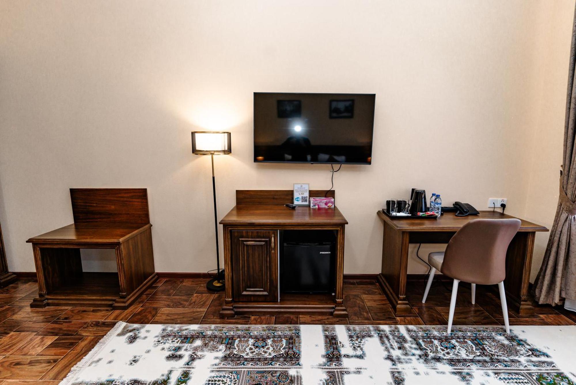 Bagizagan Hotel Самарканд Екстериор снимка