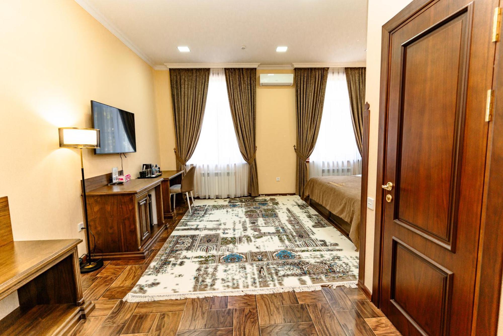 Bagizagan Hotel Самарканд Екстериор снимка