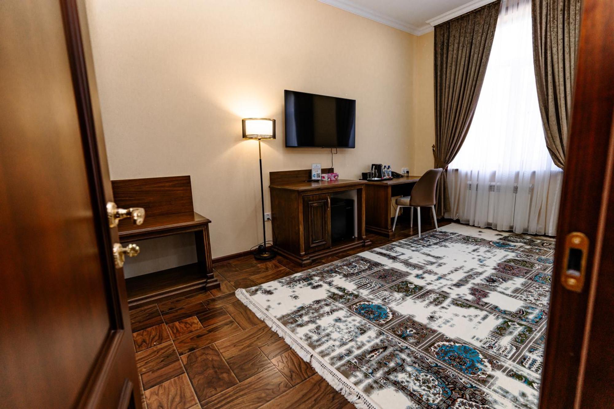 Bagizagan Hotel Самарканд Екстериор снимка