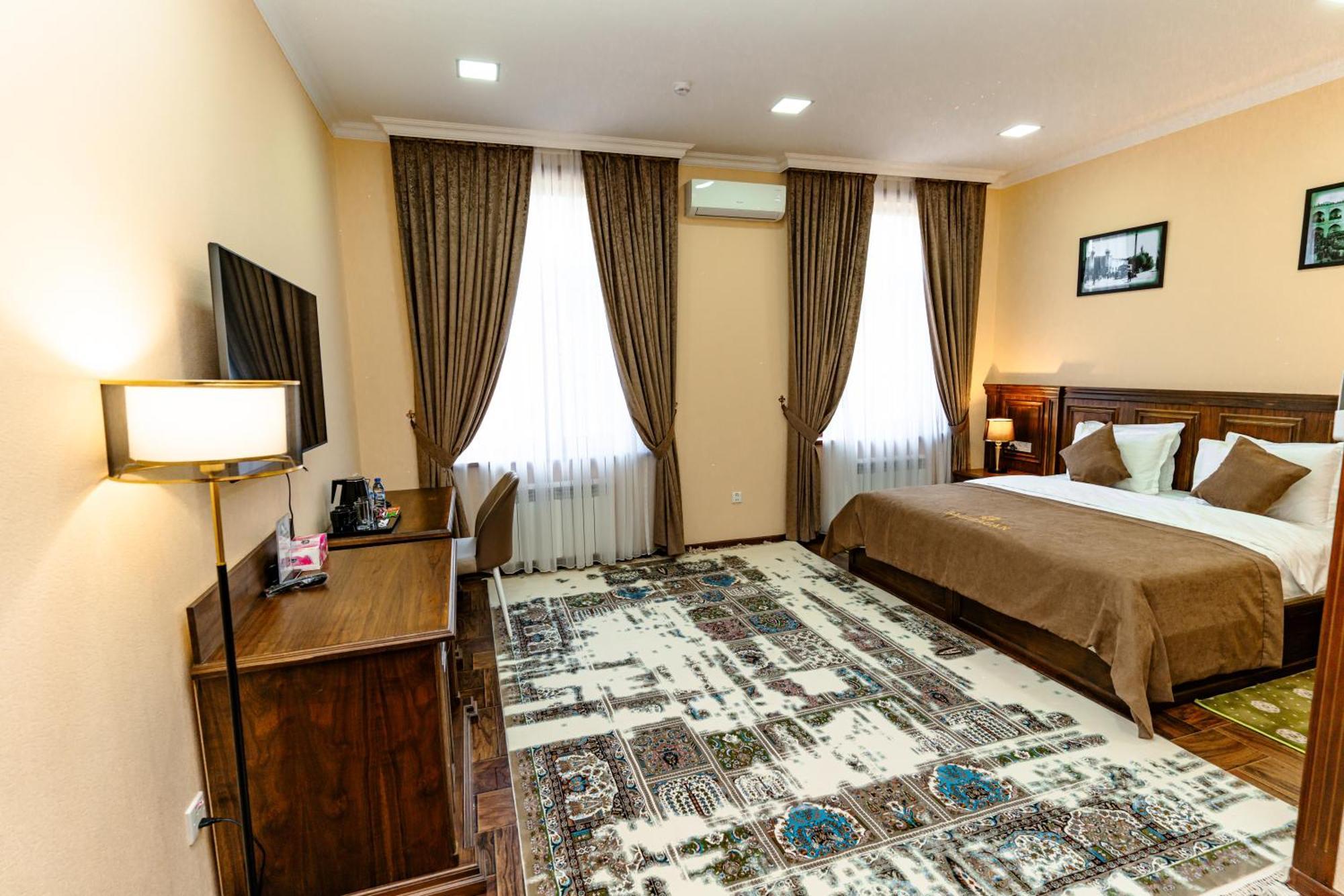 Bagizagan Hotel Самарканд Екстериор снимка